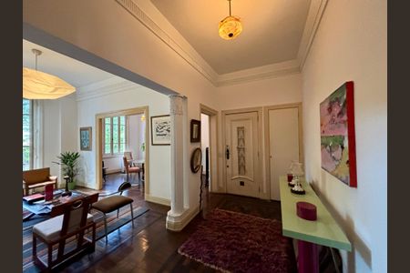 Apartamento à venda com 145m², 3 quartos e sem vaga Apartamento à venda com 145m², 3 quartos e sem vagaSala