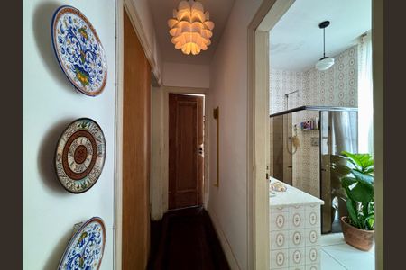 Apartamento à venda com 145m², 3 quartos e sem vaga Apartamento à venda com 145m², 3 quartos e sem vagaBanheiro social - corredor de acesso