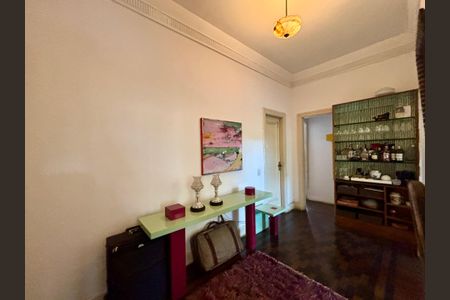 Apartamento à venda com 145m², 3 quartos e sem vaga Apartamento à venda com 145m², 3 quartos e sem vagaSala - hall de entrada