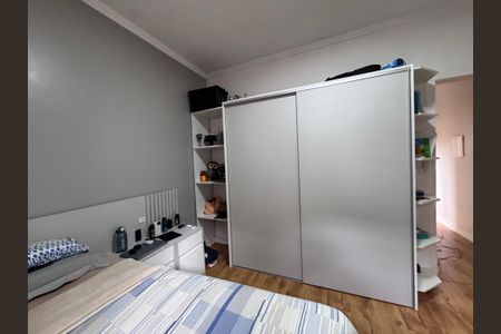 Casa à venda com 147m², 2 quartos e 2 vagas Casa à venda com 147m², 2 quartos e 2 vagasQuarto
