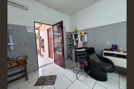 Casa à venda com 147m², 2 quartos e 2 vagas Casa à venda com 147m², 2 quartos e 2 vagaspeça dos fundos