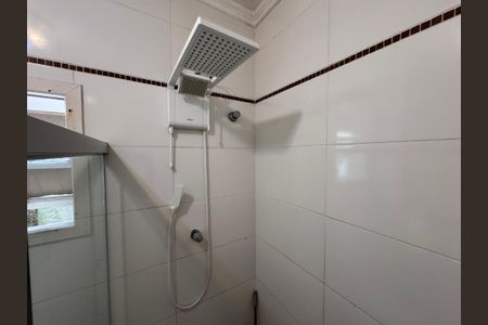 Casa à venda com 147m², 2 quartos e 2 vagas Casa à venda com 147m², 2 quartos e 2 vagasBanheiro da Suíte