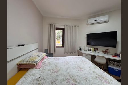 Casa à venda com 147m², 2 quartos e 2 vagas Casa à venda com 147m², 2 quartos e 2 vagasSuíte