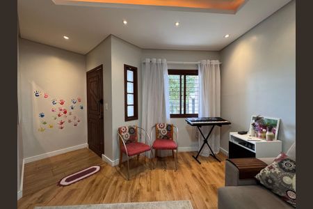 Casa à venda com 147m², 2 quartos e 2 vagas Casa à venda com 147m², 2 quartos e 2 vagasSala