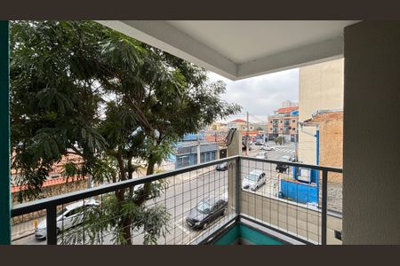Apartamento à venda com 52m², 2 quartos e 1 vaga Apartamento à venda com 52m², 2 quartos e 1 vagaVaranda