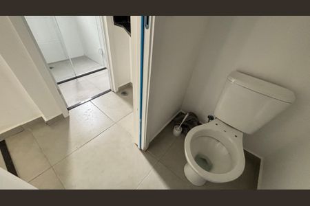 Apartamento à venda com 52m², 2 quartos e 1 vaga Apartamento à venda com 52m², 2 quartos e 1 vagaBanheiro Social