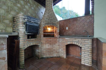 Casa de condomínio à venda com 103m², 3 quartos e 3 vagasChurrasqueira