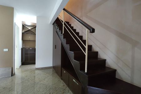 Casa de condomínio à venda com 103m², 3 quartos e 3 vagasSala