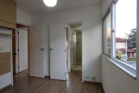 Casa de condomínio à venda com 103m², 3 quartos e 3 vagasQuarto 2 - Armários