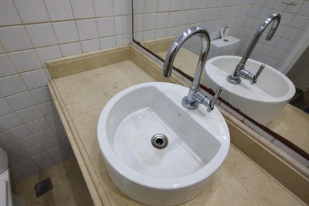 Casa de condomínio à venda com 103m², 3 quartos e 3 vagasLavabo