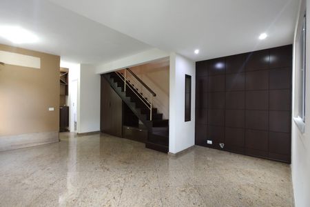 Casa de condomínio à venda com 103m², 3 quartos e 3 vagasSala