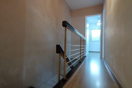 Casa de condomínio à venda com 103m², 3 quartos e 3 vagasDetalhe 