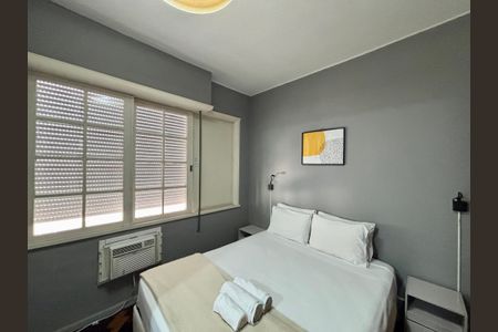 Apartamento para alugar com 148m², 4 quartos e sem vagaSuíte