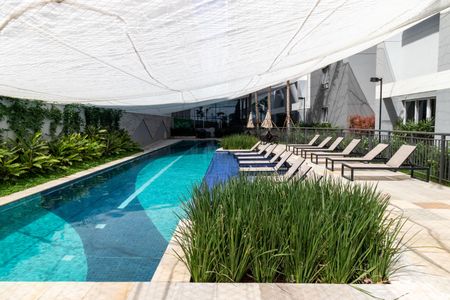 Apartamento à venda com 41m², 2 quartos e 1 vaga Apartamento à venda com 41m², 2 quartos e 1 vagaÁrea comum - Piscina