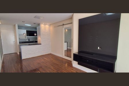 Casa à venda com 65m², 1 quarto e 2 vagasSala