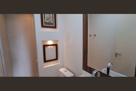 Casa à venda com 65m², 1 quarto e 2 vagasBanheiro Social