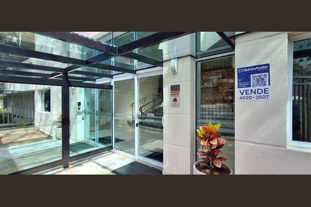 Casa à venda com 65m², 1 quarto e 2 vagasFachada