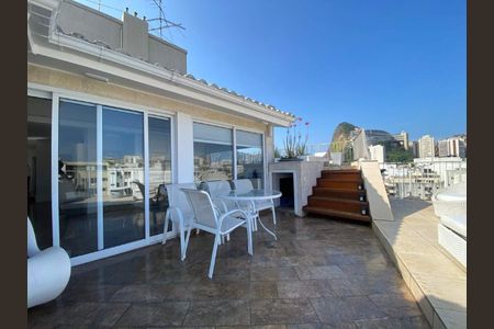 Apartamento à venda com 302m², 3 quartos e 4 vagas