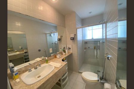 Apartamento à venda com 302m², 3 quartos e 4 vagas