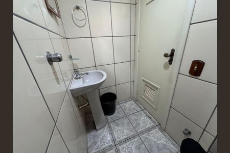Apartamento à venda com 98m², 2 quartos e sem vagaBanheiro de Serviço