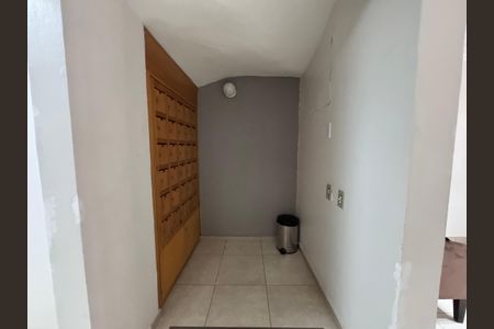 Apartamento à venda com 98m², 2 quartos e sem vagaÁrea comum