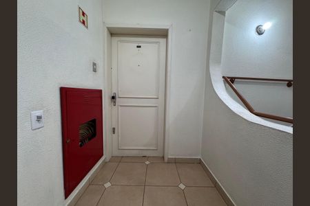 Apartamento à venda com 98m², 2 quartos e sem vagaHall