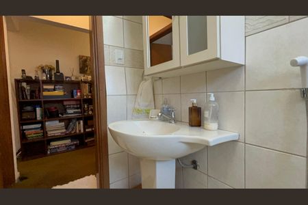 Apartamento à venda com 144m², 3 quartos e 1 vaga Apartamento à venda com 144m², 3 quartos e 1 vagaBanheiro Social