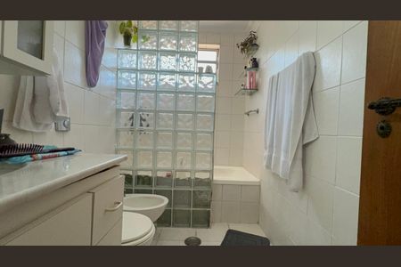 Apartamento à venda com 144m², 3 quartos e 1 vaga Apartamento à venda com 144m², 3 quartos e 1 vagaBanheiro da Suíte 3