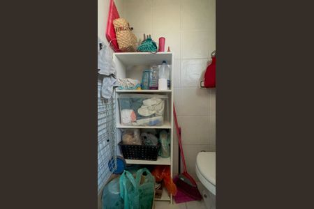 Apartamento à venda com 144m², 3 quartos e 1 vaga Apartamento à venda com 144m², 3 quartos e 1 vagaBanheiro de serviço