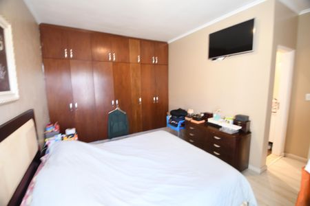 Casa de condomínio à venda com 192m², 3 quartos e 4 vagasQuarto 3 - Suíte