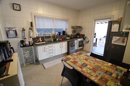 Casa de condomínio à venda com 192m², 3 quartos e 4 vagasCozinha