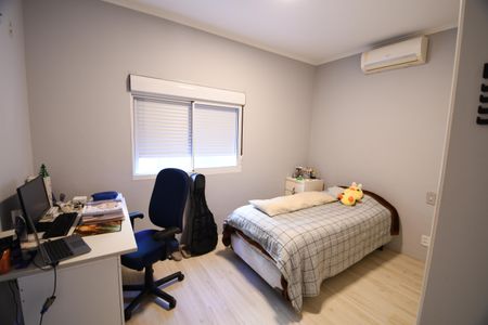 Casa de condomínio à venda com 192m², 3 quartos e 4 vagasQuarto 2 - Suíte