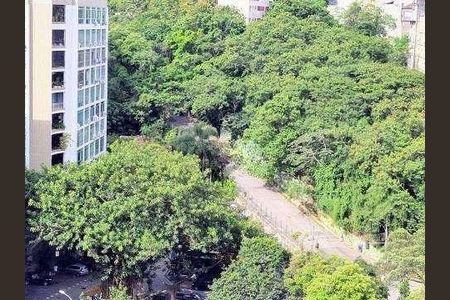 Apartamento à venda com 140m², 2 quartos e 1 vaga