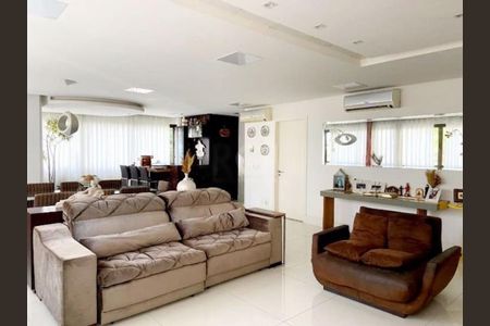 Apartamento à venda com 157m², 3 quartos e 3 vagas