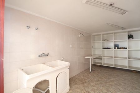 Casa para alugar com 600m², 5 quartos e 2 vagasÁrea de Serviço