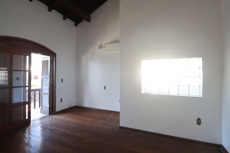 Casa para alugar com 600m², 5 quartos e 2 vagasQuarto 2