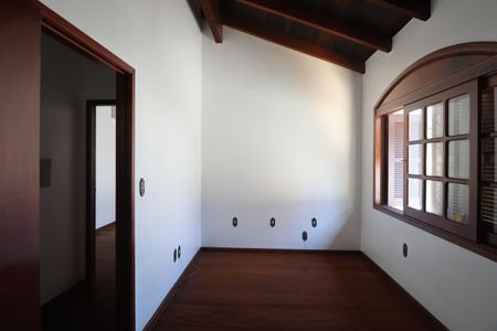 Casa para alugar com 600m², 5 quartos e 2 vagasQuarto 3