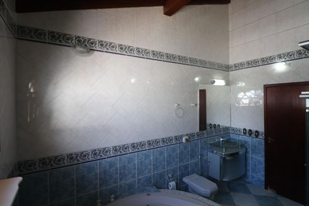 Casa para alugar com 600m², 5 quartos e 2 vagasBanheiro da Suíte