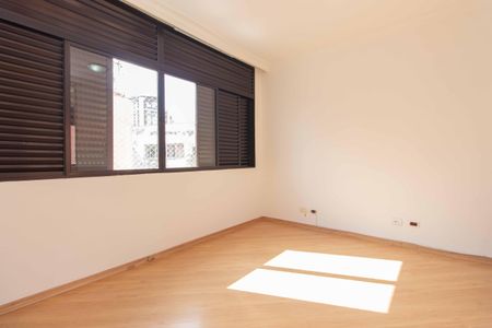 Apartamento para alugar com 160m², 3 quartos e 1 vaga Apartamento para alugar com 160m², 3 quartos e 1 vagaQuarto 2