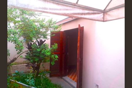 Casa à venda com 410m², 4 quartos e 2 vagas