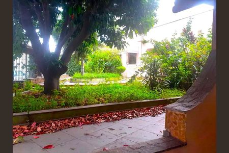 Casa à venda com 410m², 4 quartos e 2 vagas