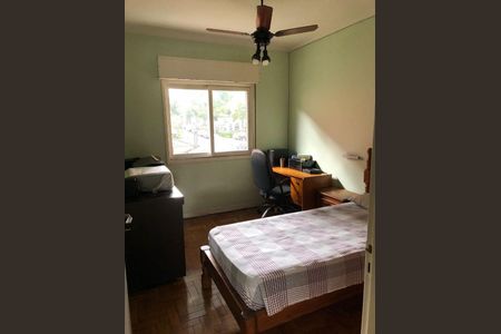 Casa à venda com 3 quartos, 153m² em Vila Alexandria, São Paulo