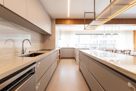 Apartamento à venda com 153m², 3 quartos e 2 vagas