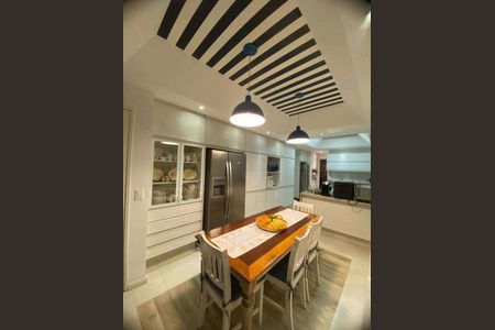 Apartamento à venda com 280m², 4 quartos e 3 vagas