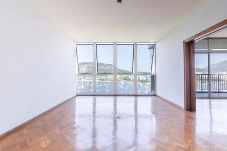 Apartamento à venda com 4 quartos, 330m² em Flamengo, Rio de Janeiro