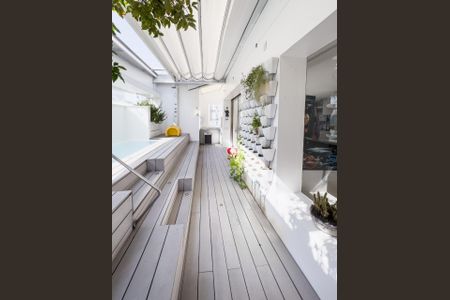 Apartamento à venda com 202m², 2 quartos e 4 vagas