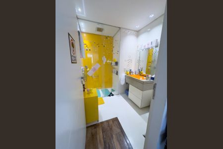 Apartamento à venda com 2 quartos, 202m² em Moema, São Paulo