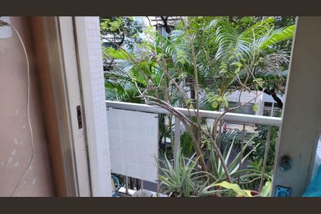 Apartamento à venda com 81m², 2 quartos e 1 vaga