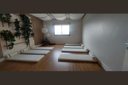 Apartamento à venda com 33m², 1 quarto e sem vaga Apartamento à venda com 33m², 1 quarto e sem vagaYoga