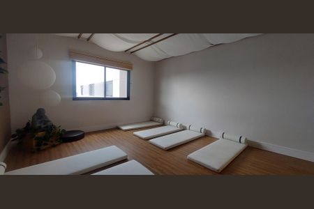 Apartamento à venda com 33m², 1 quarto e sem vaga Apartamento à venda com 33m², 1 quarto e sem vagaYoga